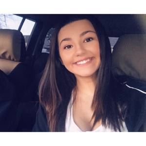 Meet your Posher, Alyssa